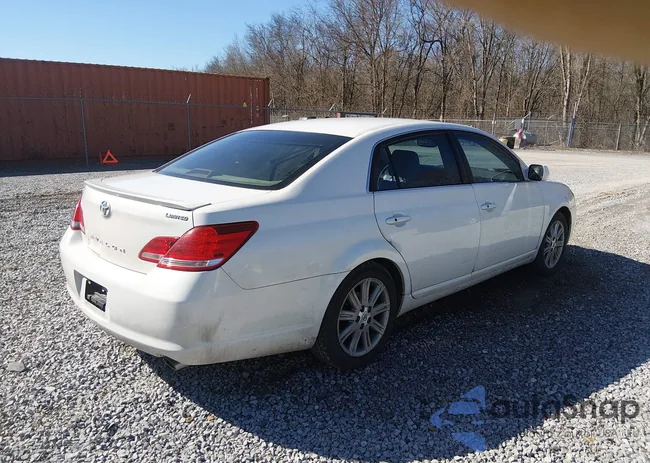 4T1BK36B85U035040: 44487689