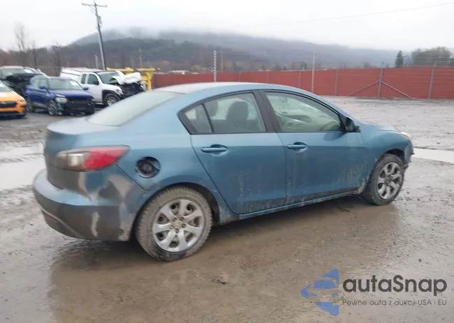 JM1BL1UG0B1407679: 44488697