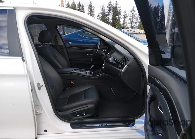 WBA5A5C55FD521592: 44488794