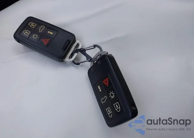 YV1612FH6D2233322: 44488904