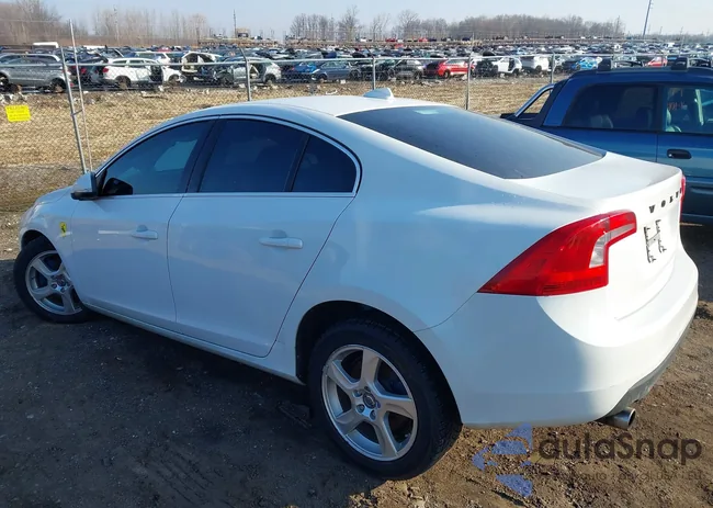 YV1612FH6D2233322: 44488904