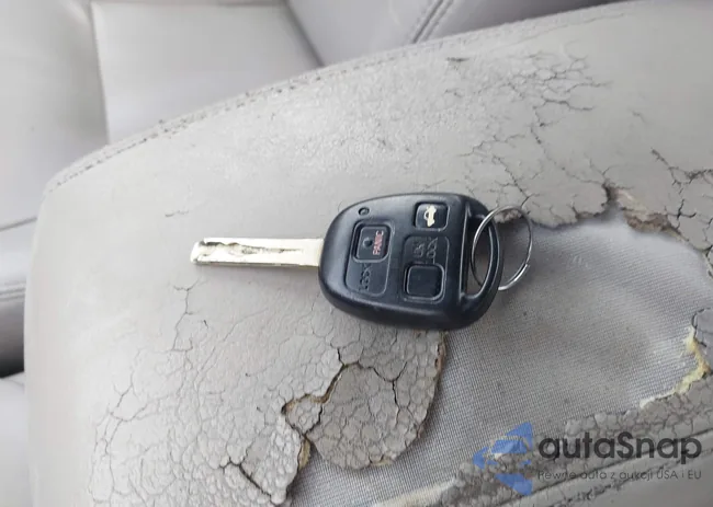 JTHBA30G245042519: 44488910