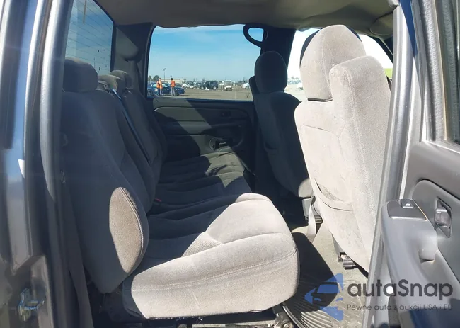 1GCHK23U56F225639: 44488913