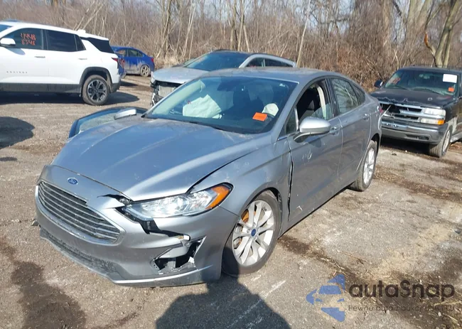 3FA6P0HD1LR257868: 44489107