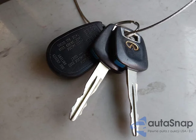 JNKCA31A71T028735: 44489190