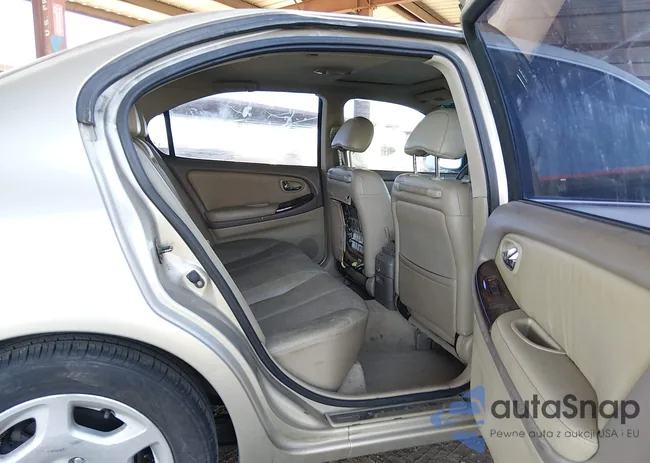 JNKCA31A71T028735: 44489190