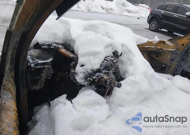 5UXZW0C5XCL668421: 44489204