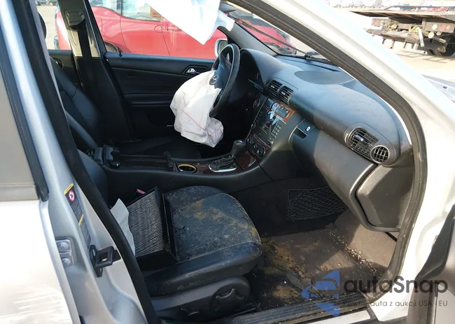 WDBRF52J06F819362: 44489229