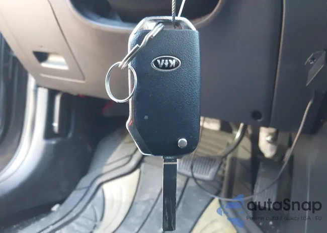 3KPF24AD9ME353489: 44489235