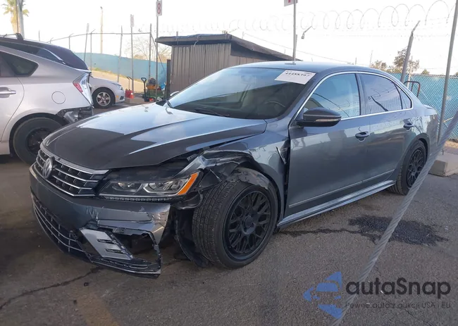 1VWDT7A35HC049986: 44488397