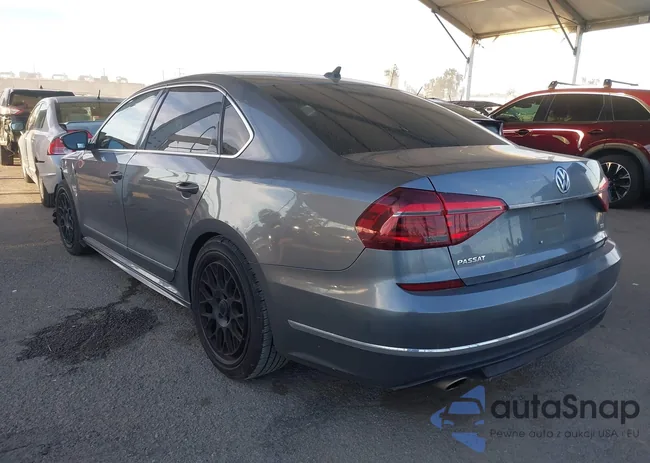 1VWDT7A35HC049986: 44488397