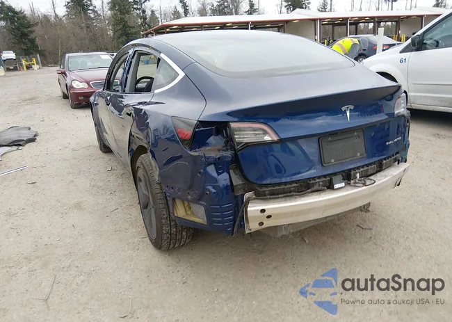 5YJ3E1EB3KF497564: 44488464