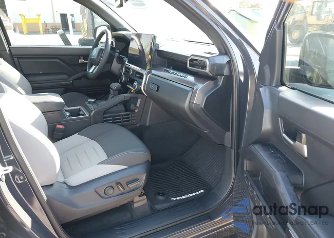 3TMKB5FNXSM033896: 44488614