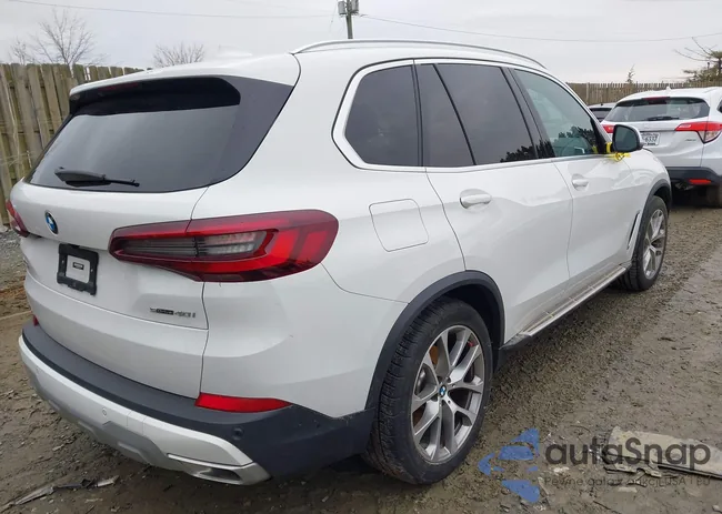 5UXCR4C03P9P61082: 44488626