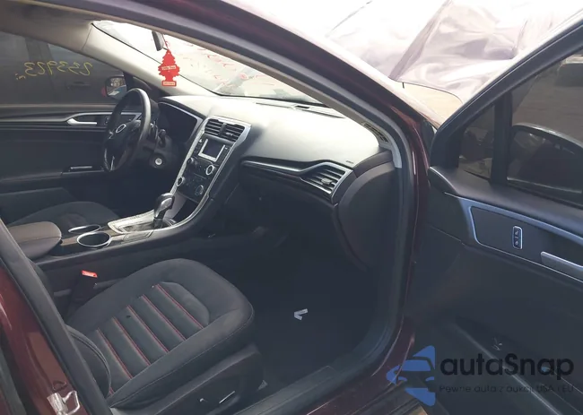 3FA6P0H90DR231677: 44489697