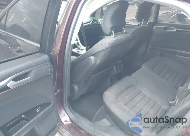 3FA6P0H90DR231677: 44489697