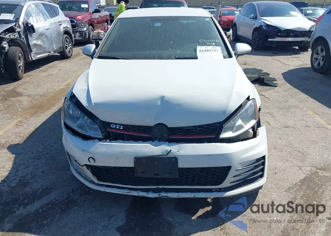 3VW4T7AU4HM074689: 44489793