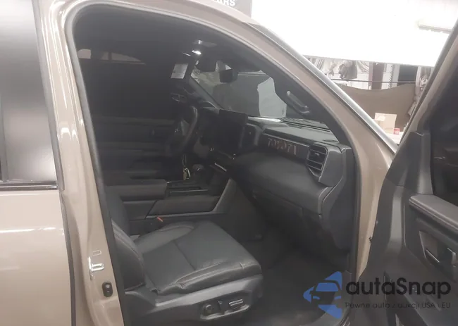 7SVAAABA6SX057395: 44489803