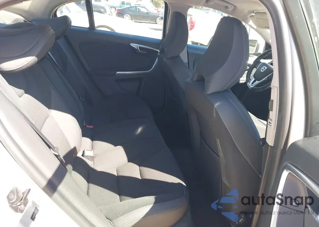 YV1612FS9D1231260: 44489910