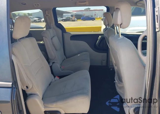 2C4RDGCG8CR204813: 44489919