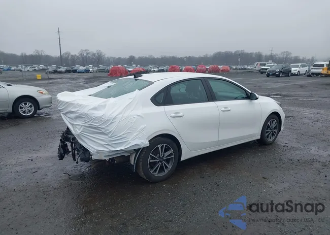 3KPF24AD4RE734755: 44489929