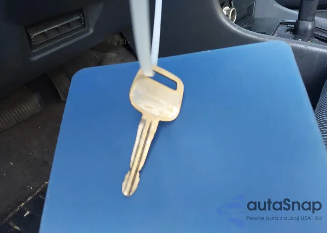 JT2AT86F7P0111086: 44489989