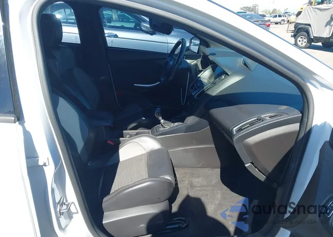 1FADP3L98HL284793: 44490006