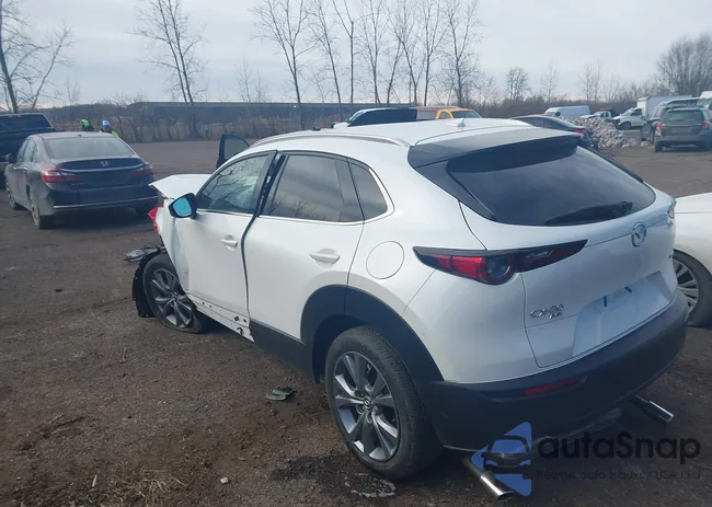 3MVDMBDM3SM788057: 44490091