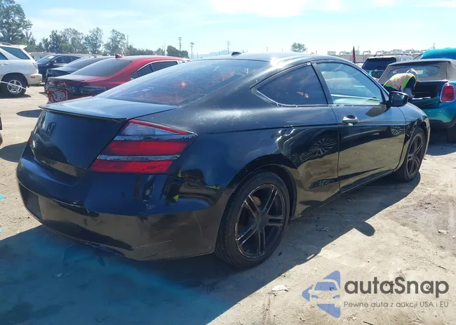 1HGCS22828A017699: 44490094