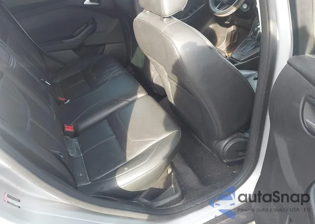 1FADP3K28GL307203: 44490180