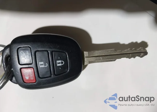 2T3RFREV0GW440384: 44490199