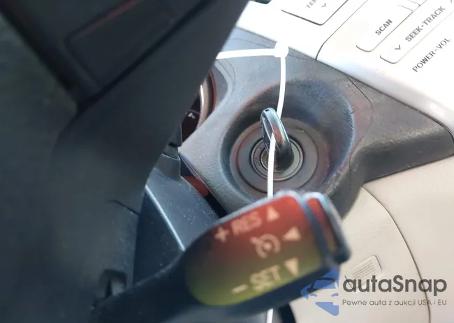 2T2HK31U48C084837: 44489507