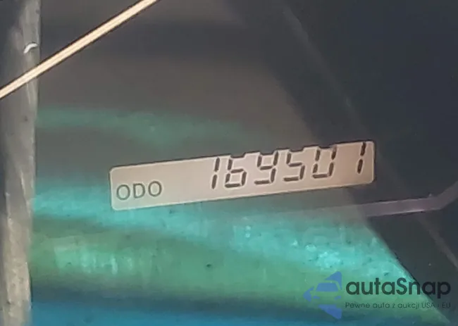 2T2HK31U48C084837: 44489507