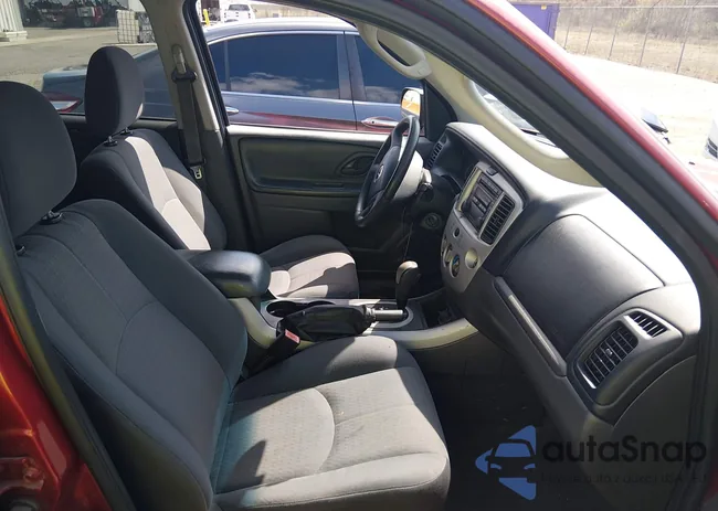 4F2YZ02Z66KM01053: 44489549