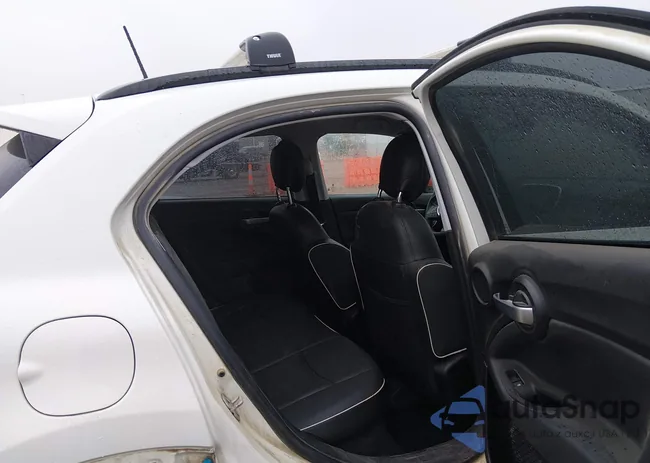 ZFBCFXCB3JP708059: 44489607