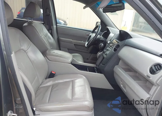 5FNYF3H57CB021372: 44489688