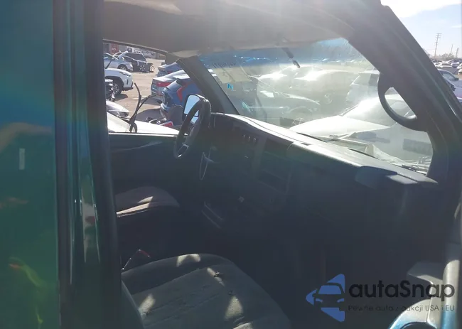 1GCZGFBA4A1156940: 44490971