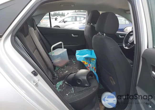 3KPA24AB3KE220796: 44490384