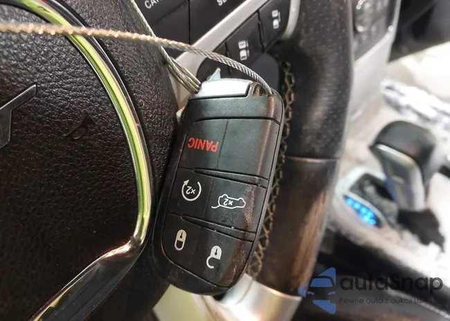 1C4RJFDJ9JC195882: 44490409