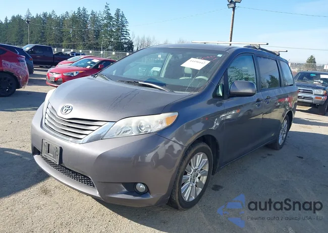 5TDDK3DC2BS028321: 44490442