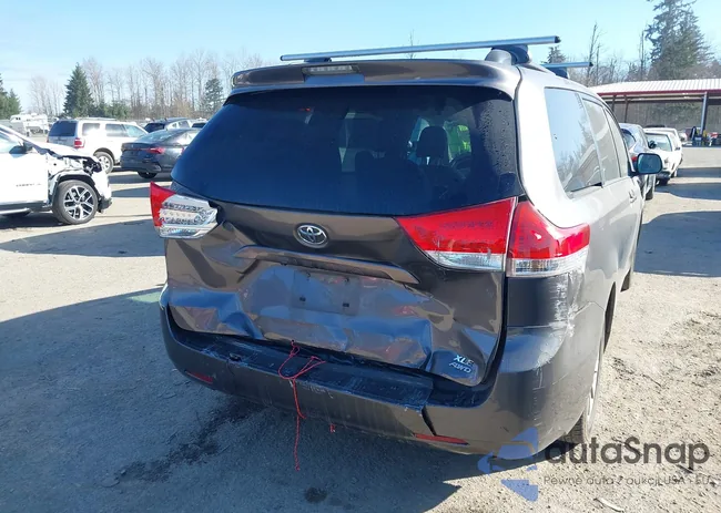 5TDDK3DC2BS028321: 44490442