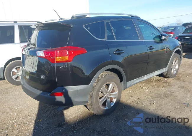 2T3RFREV8FW273755: 44490464