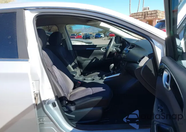 3N1AB7AP5HL686783: 44490579