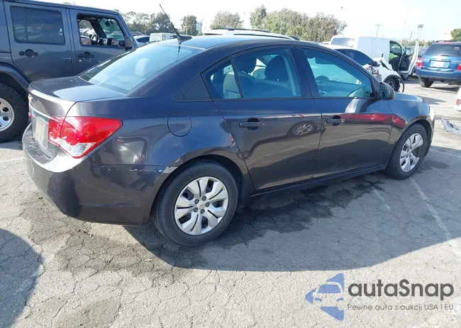 1G1PA5SG4E7281018: 44490593