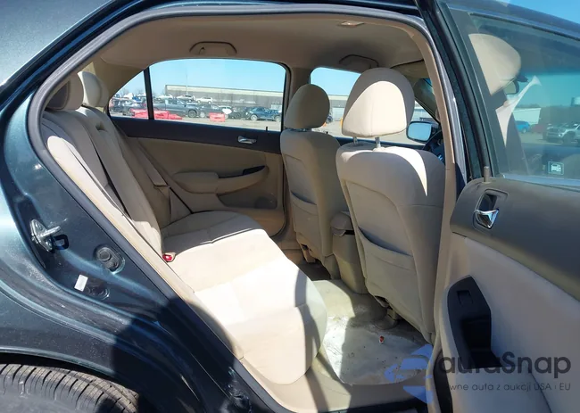 1HGCM56425A098184: 44491707