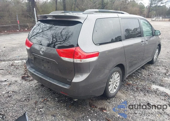 5TDYK3DC9BS134315: 44491779