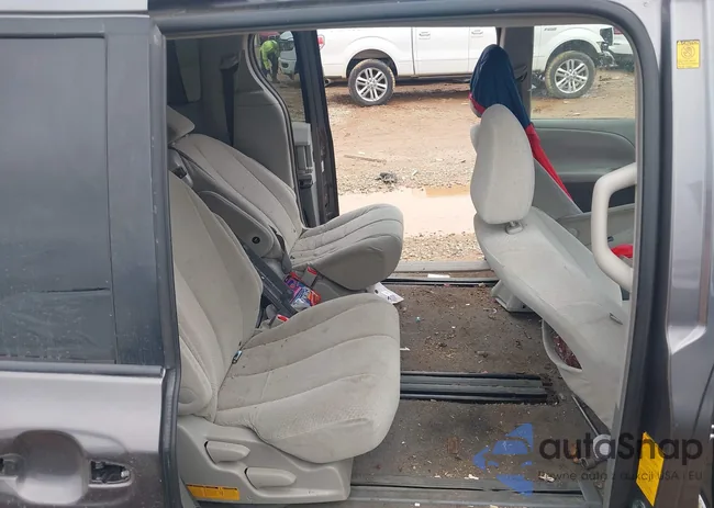 5TDKK3DC2BS101064: 44491780