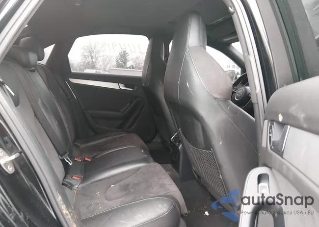 WAUBGAFL0EA140978: 44491896