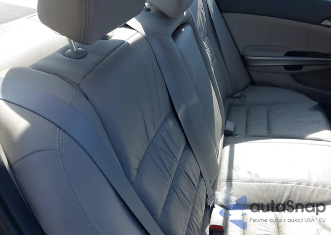 5KBCP3F8XAB001832: 44491947