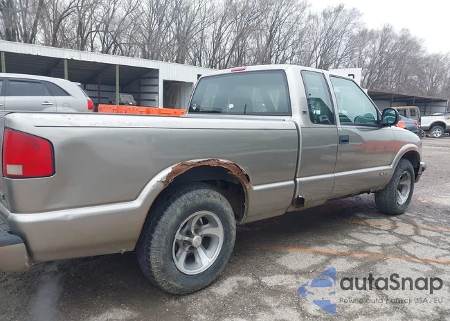 1GCCS1946W8164947: 44492015